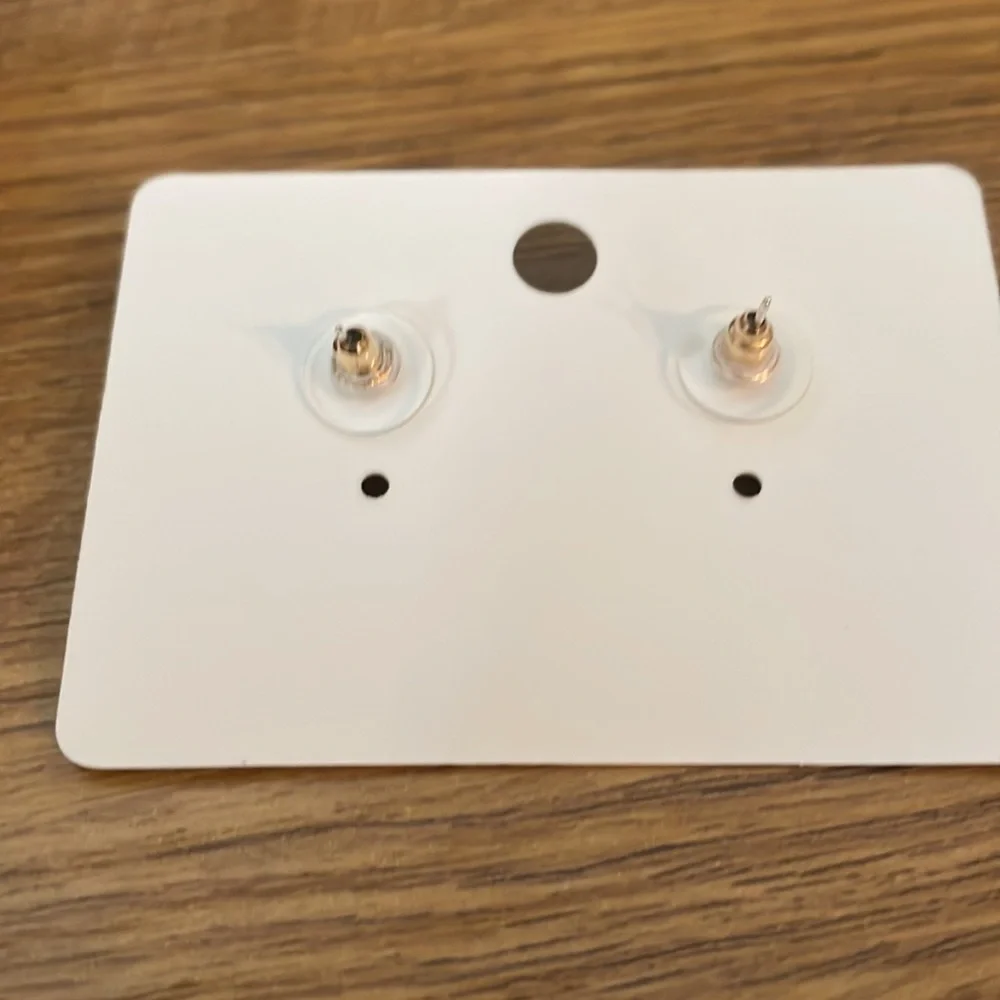 Pineapple earrings - Picture 2 of 3